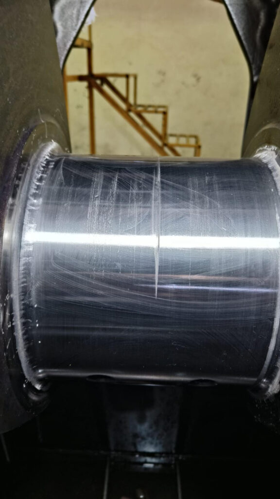 Caterpillar crankpin after removal of bearing material