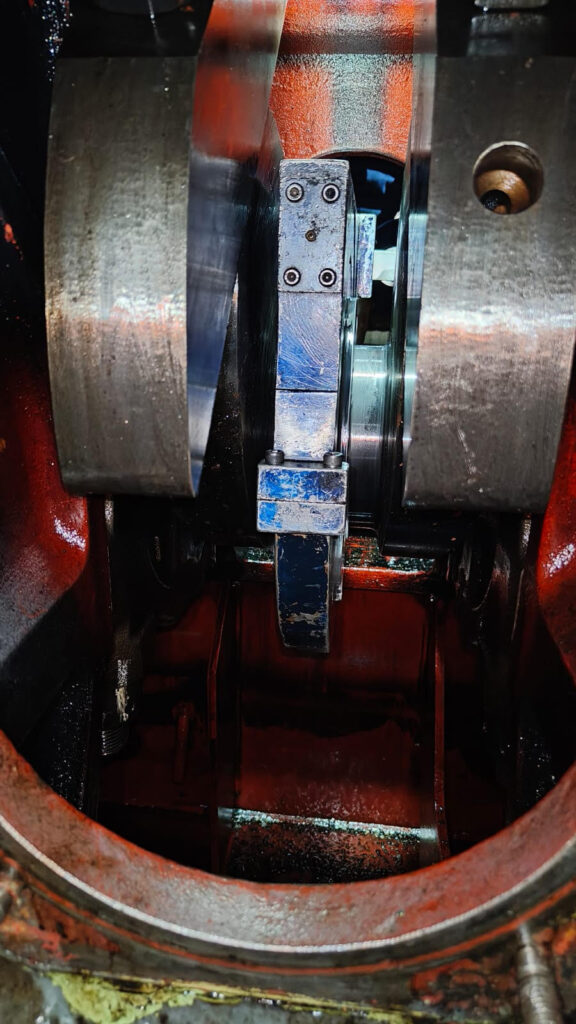 Insitu Crankshaft Grinding and Polishing of Daihatsu 6DK-20