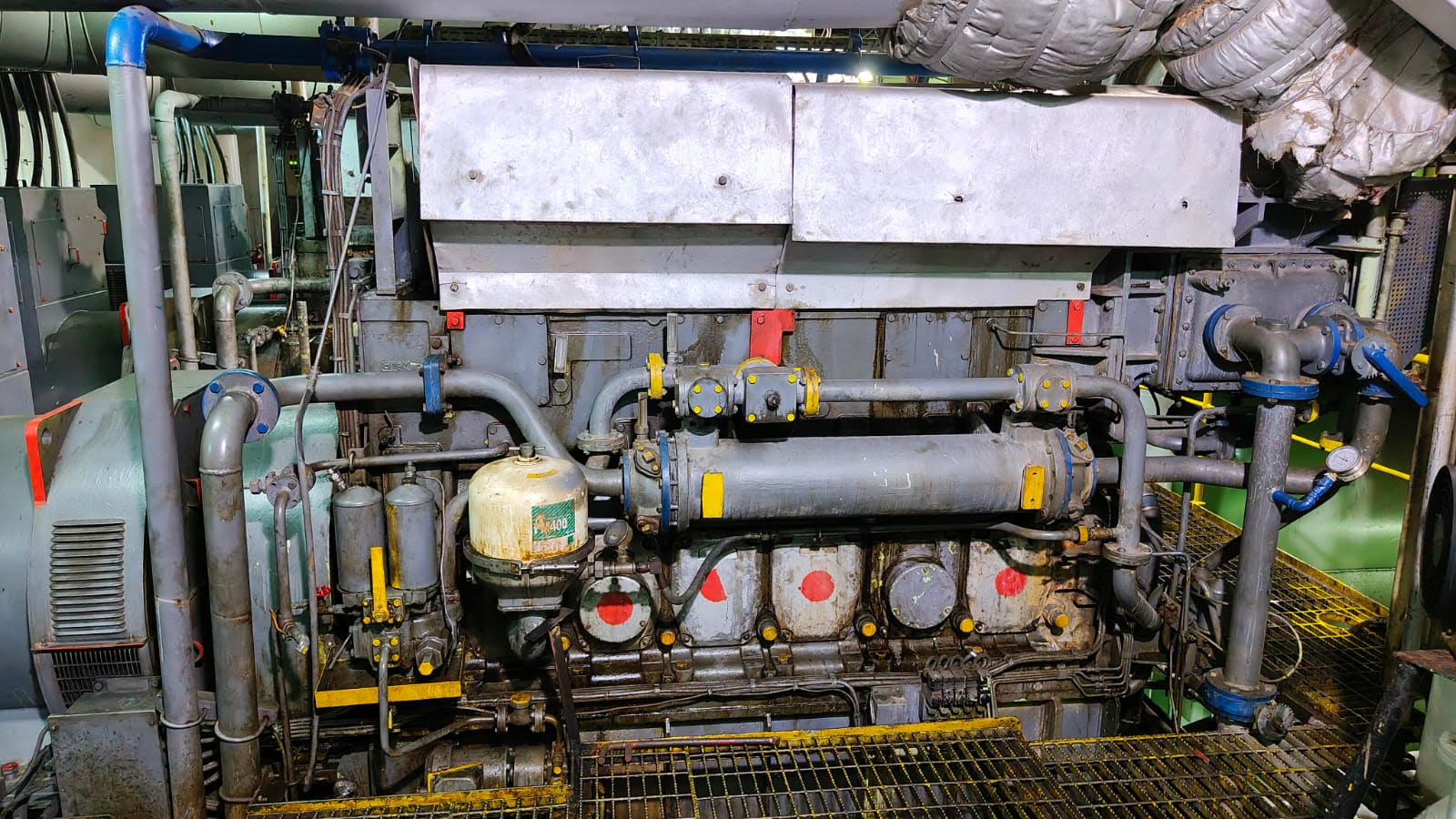 Daihatsu 6DK-20 Damaged Engine
