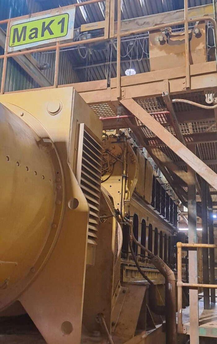 MAK-1 8CM32C Engine