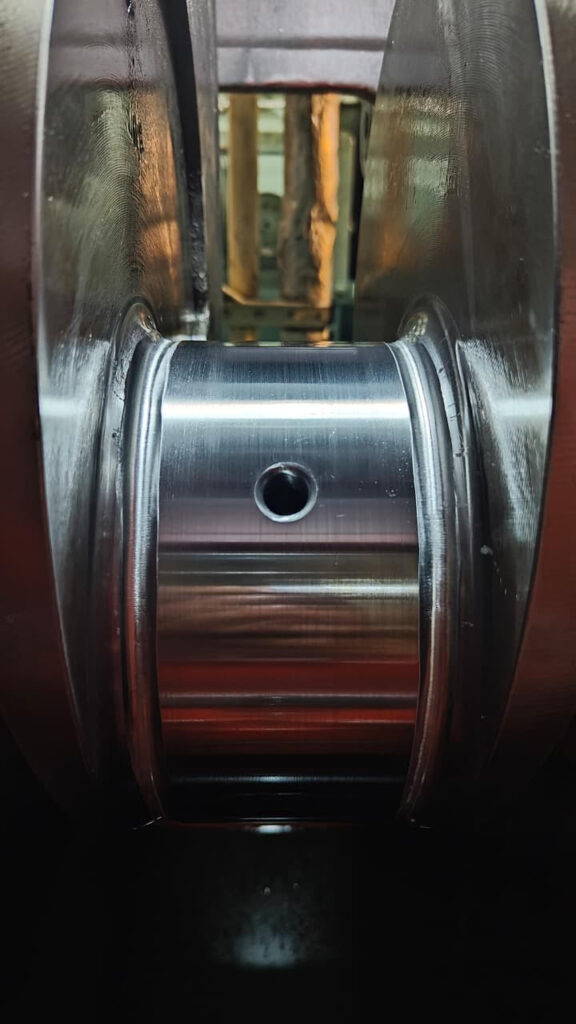 Final Finish of 7L23 30H Crankpin After Grinding