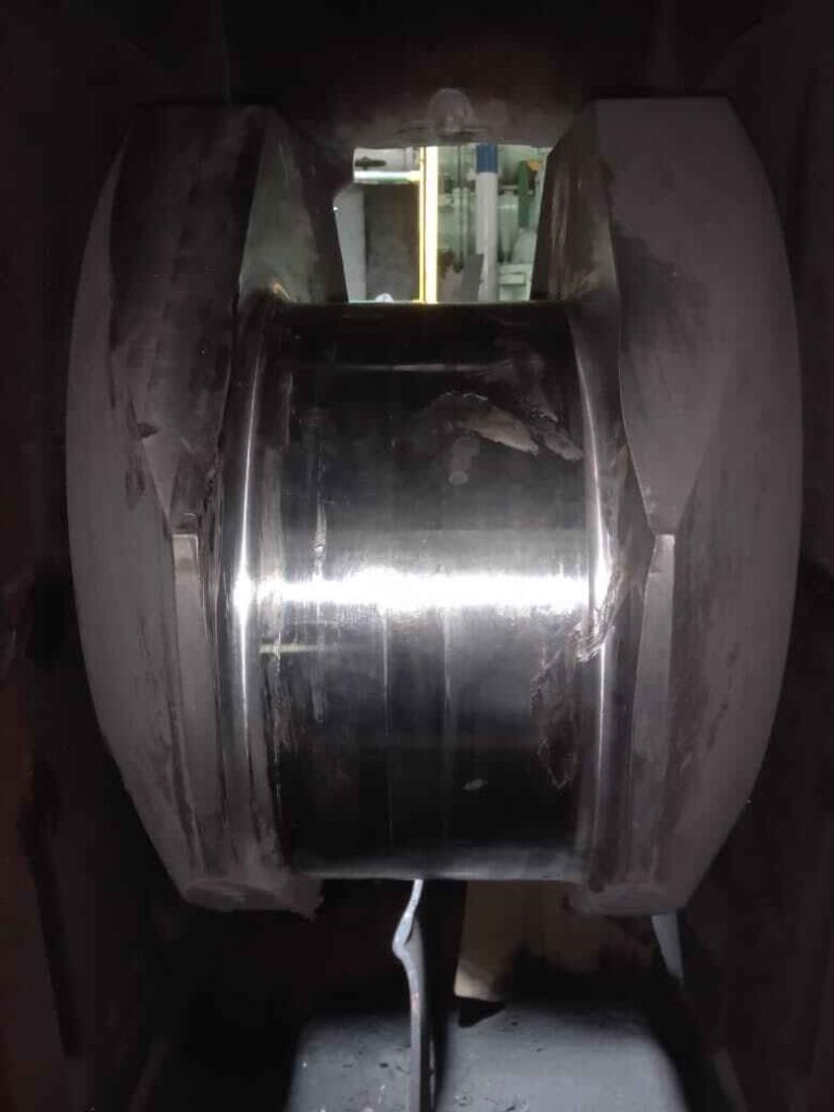 Damaged Crankpin of Daihatsu 6DKM-36 Engine