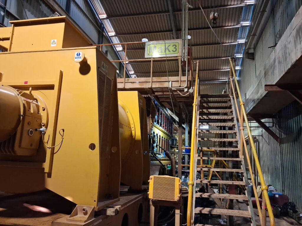 MAK 8CM32C Diesel Generator Engine at Power